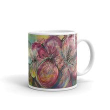 Load image into Gallery viewer, Mauve Flower (11oz)
